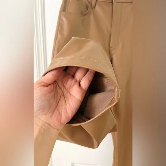 Abercrombie and Fitch Vegan Leather 90s Straight Pant in Camel Size 10 Short - Picture 4 of 5